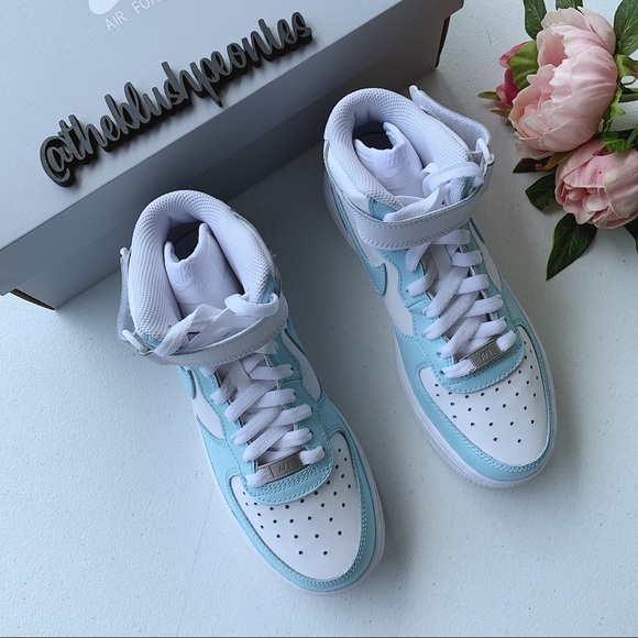 Nike Custom Painted Air Force 1 Mid - Powder Blue - Picture 5 of 13